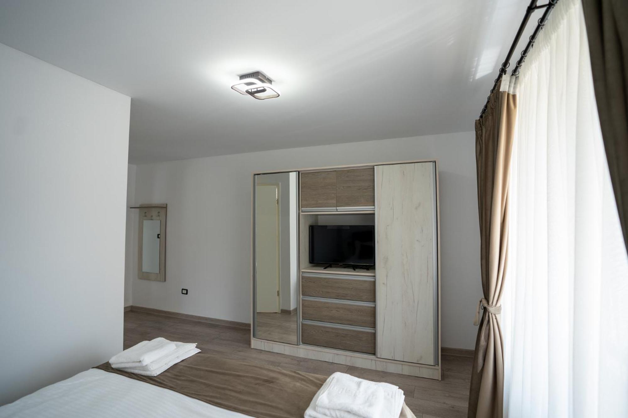 Casuta Din Drumul Muntelui Dragus Bagian luar foto